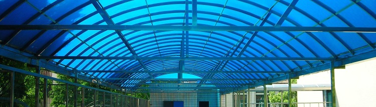 کاربرد پلی کربنات در انواع پوشش سقف